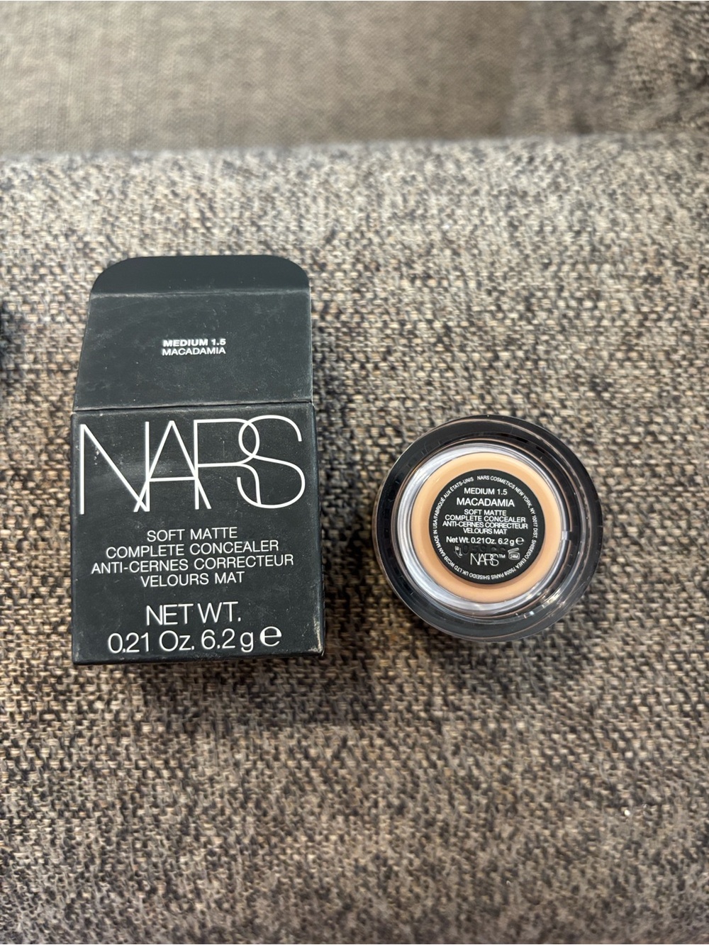 NARS Soft Matte Complete Concealer — Macadamia (Medium 1.5)